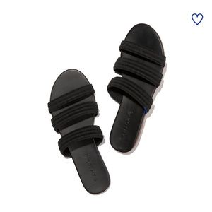 Rothy Sandal - the triple band in black